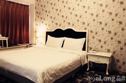 Chengdu Lilac Hotel Fei Cheng Branch Bagian luar foto