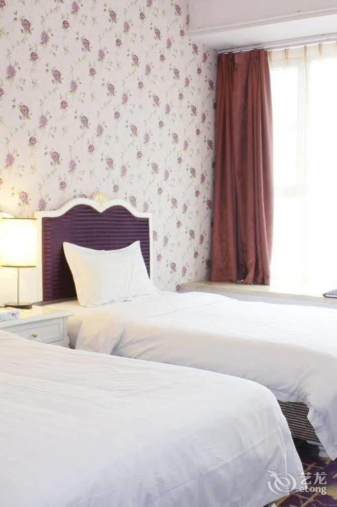 Chengdu Lilac Hotel Fei Cheng Branch Bagian luar foto